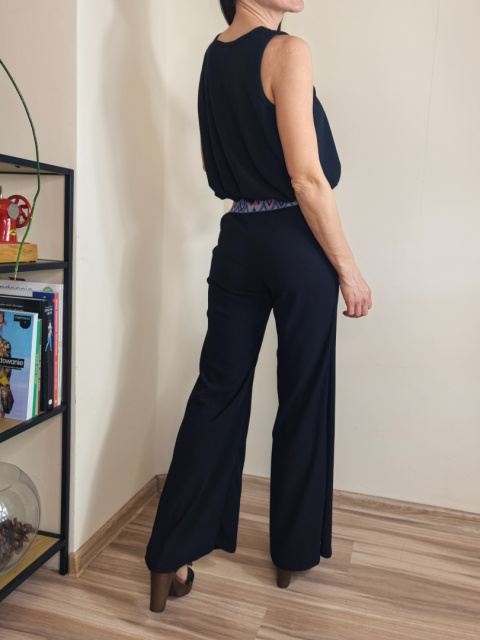 ROYO _ spodnie z haftowanym pasem